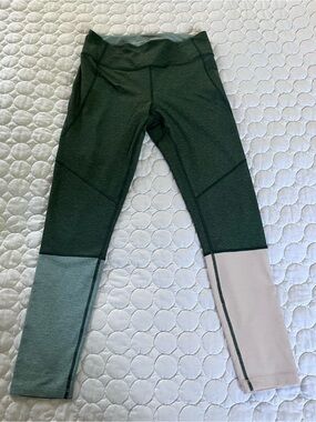 Outdoor Voices 7/8 Dipped Legging